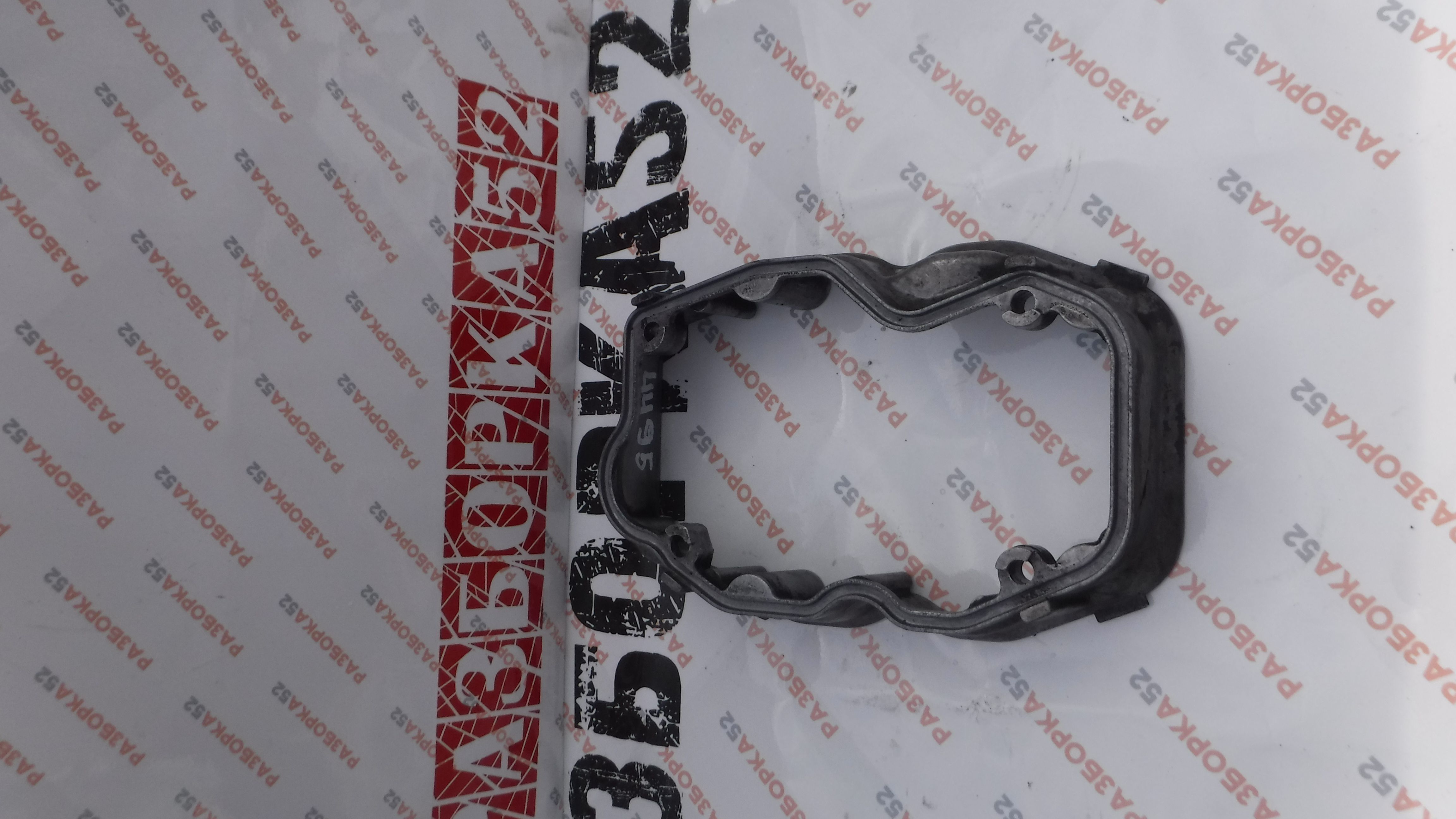 Проставка клапанной крышки Scania R124 DSC1202 1371491